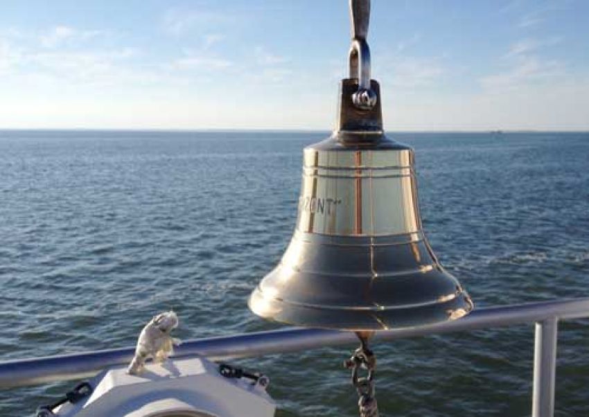 Seebestattung Nordsee – Schiffsglocke